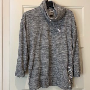 Half zip sweatshirt